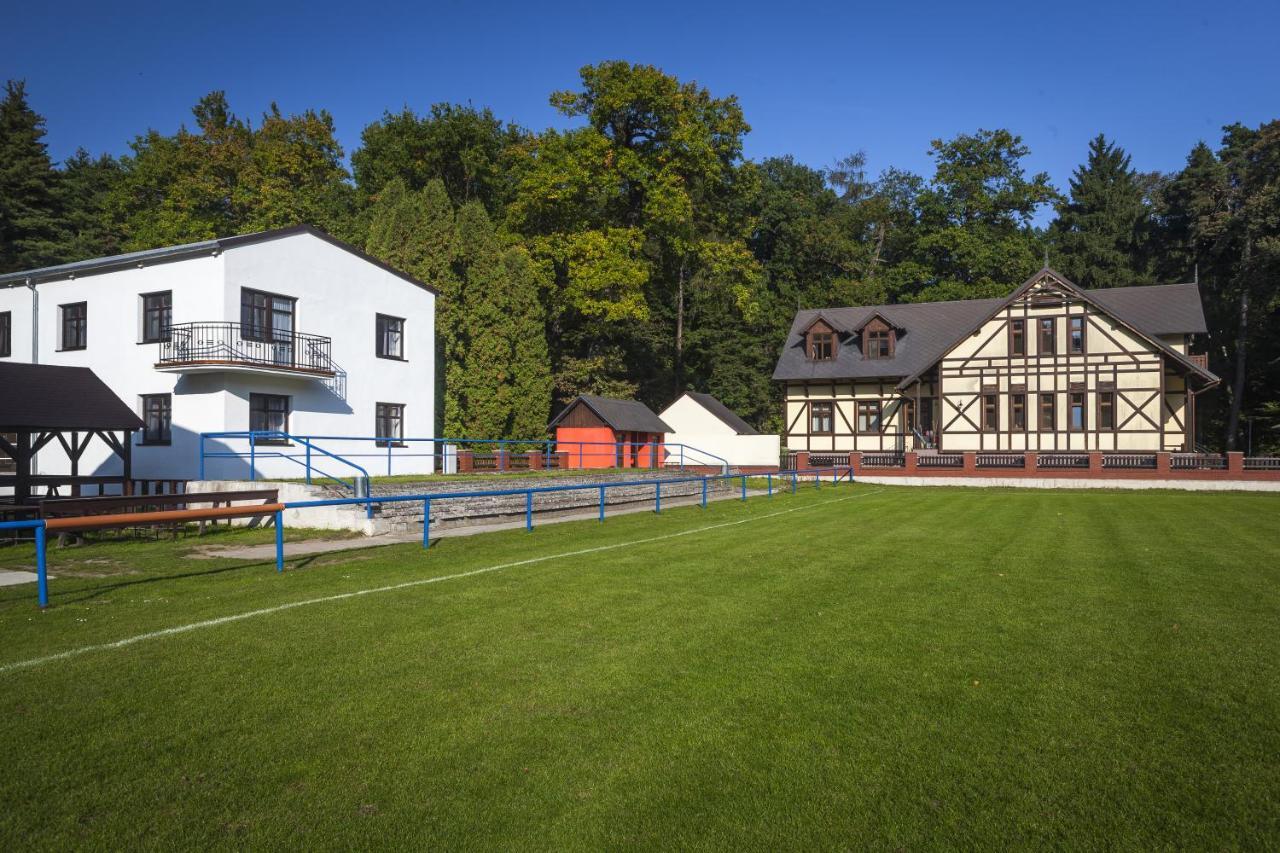 Penzion Obora Podebrady Ngoại thất bức ảnh
